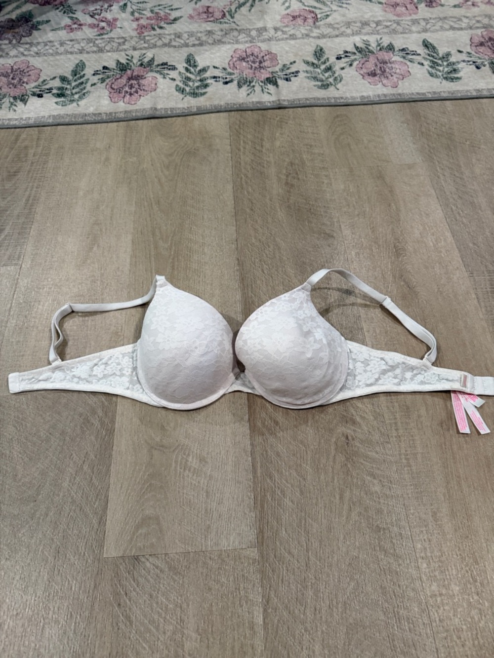 Victoria's Secret White Lace Push-Up Bra